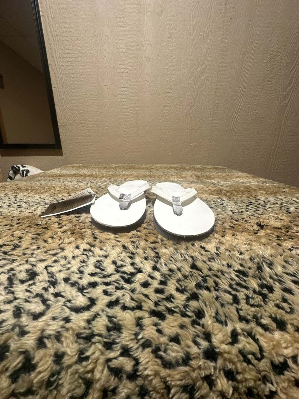 Rainbow Sandals 301ALTSN Leather Size XL 8.5-9.5 White Flip Flops Sandals